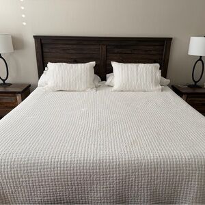 Pottery Barn Cream Quilted Bedding